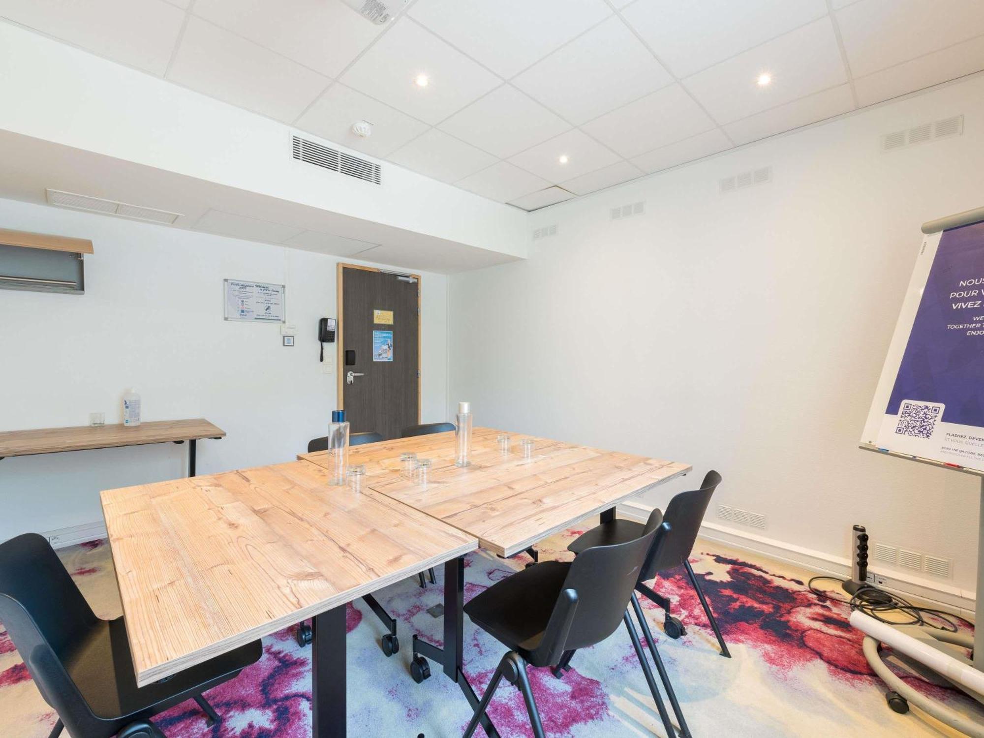 Novotel Saclay Bagian luar foto