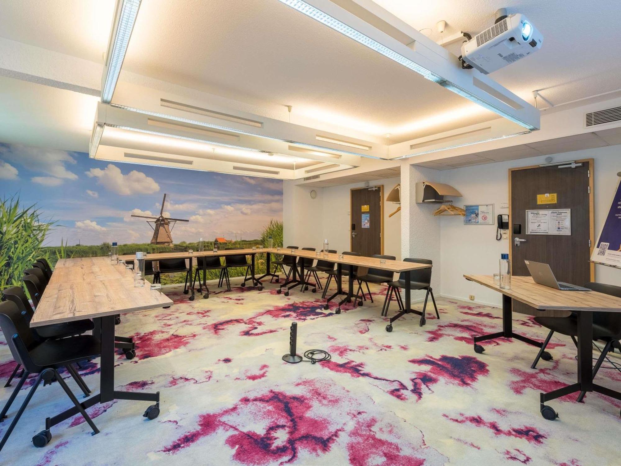 Novotel Saclay Bagian luar foto